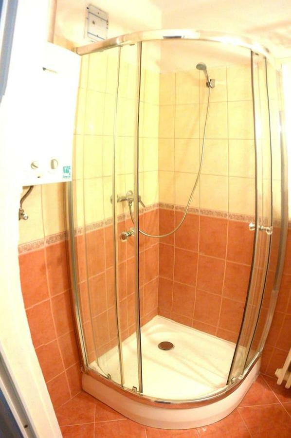 Startpont Apartman Печ Экстерьер фото